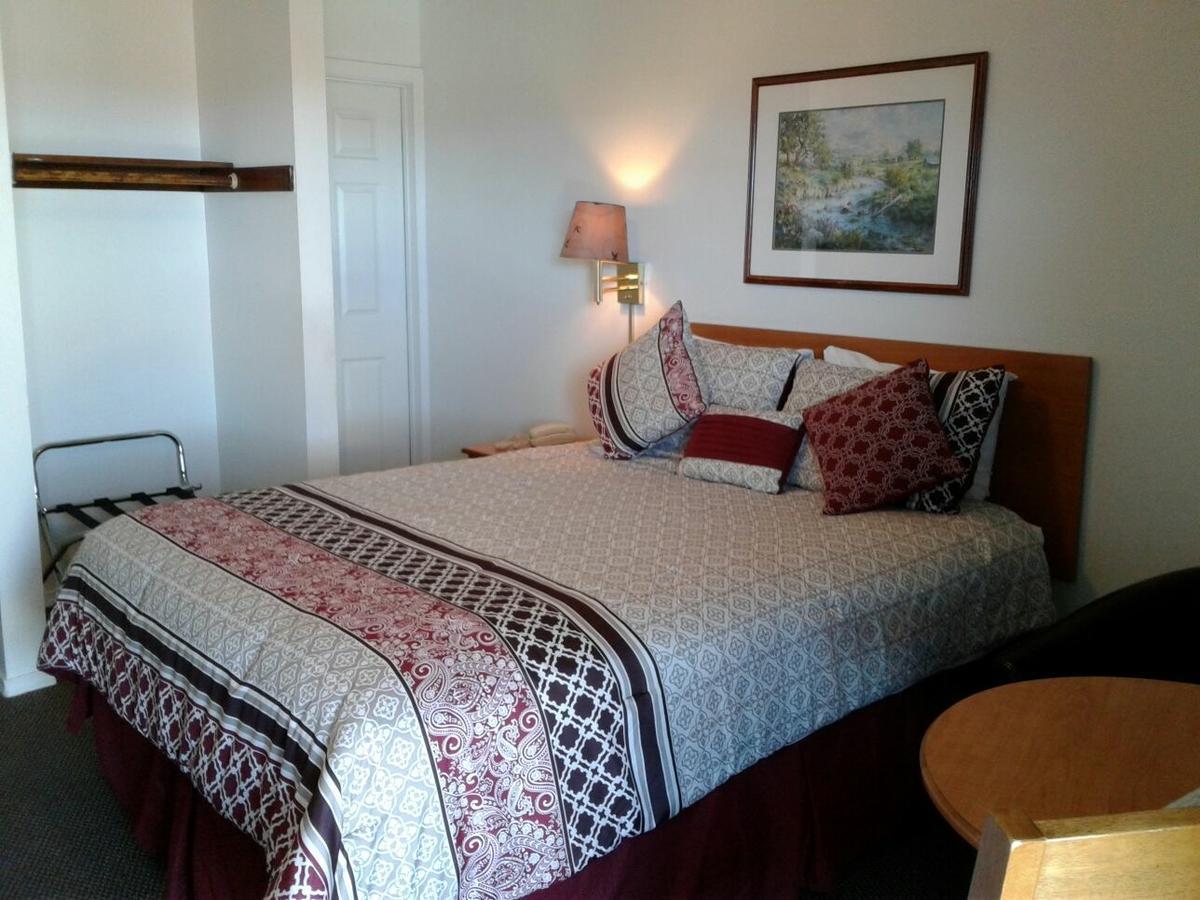 Motel West Bend Eksteriør billede