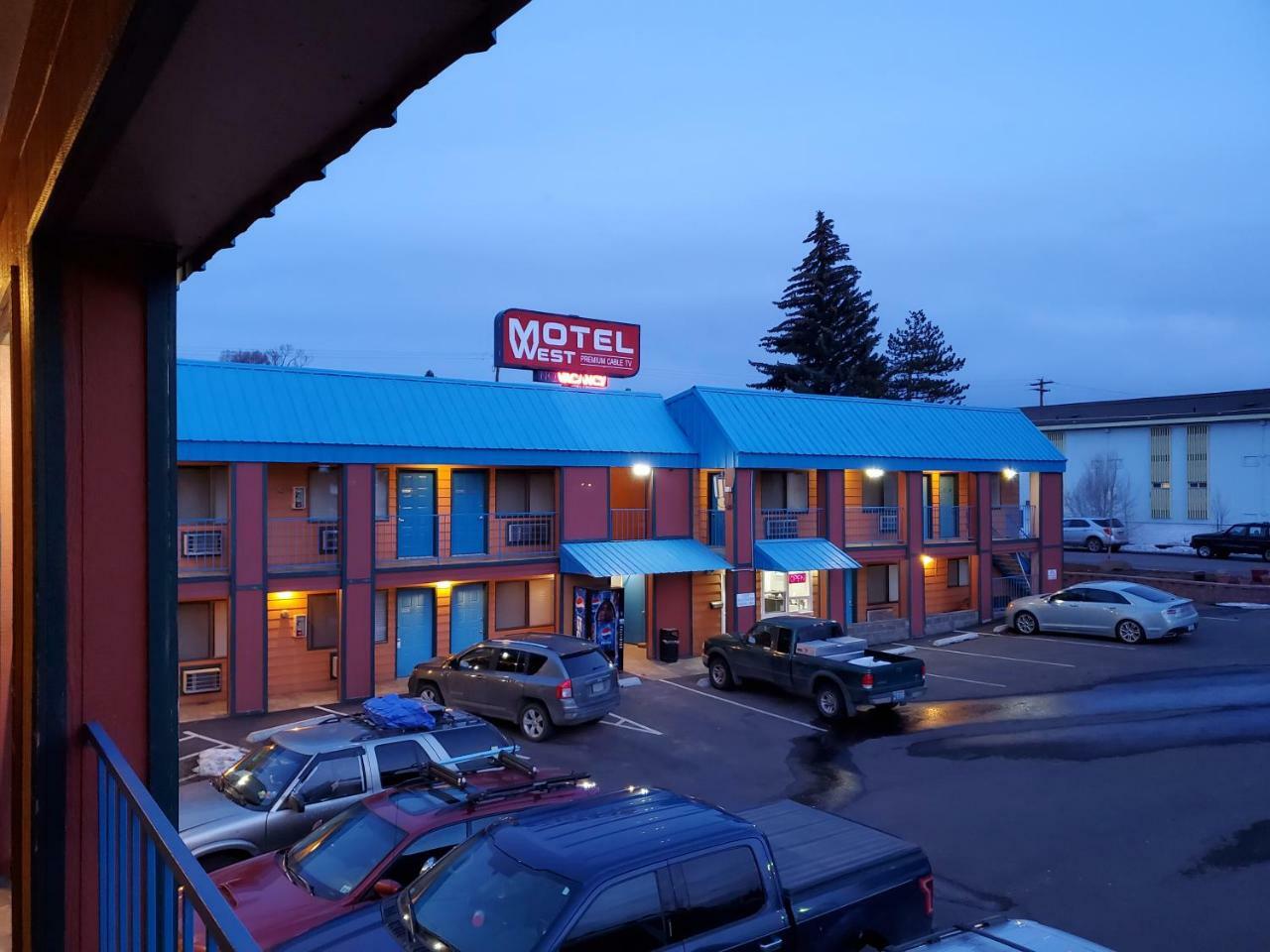 Motel West Bend Eksteriør billede
